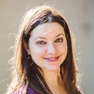 Alexis Petru headshot